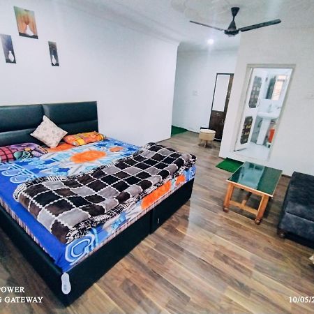 The Gulmarg Gateway Resort Srīnagar エクステリア 写真