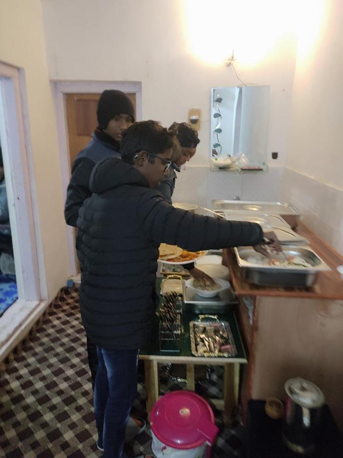 The Gulmarg Gateway Resort Srīnagar エクステリア 写真
