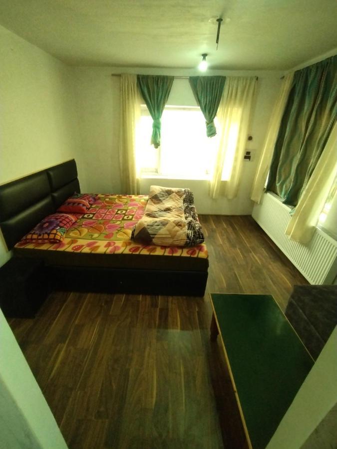 The Gulmarg Gateway Resort Srīnagar エクステリア 写真